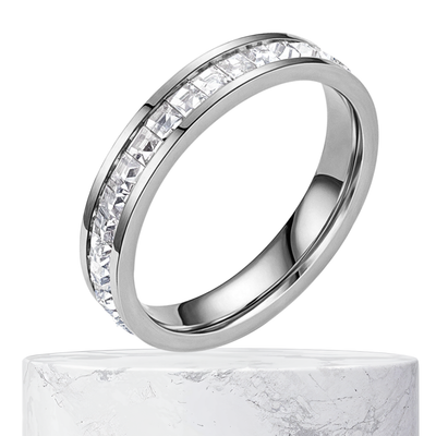 Amelia | Brillante chispa | Anillo de plata