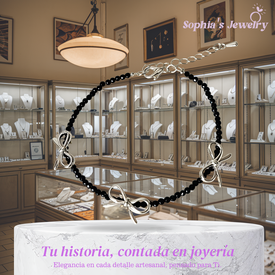 Flora | Delicados dijes de lazo | Pulsera de plata