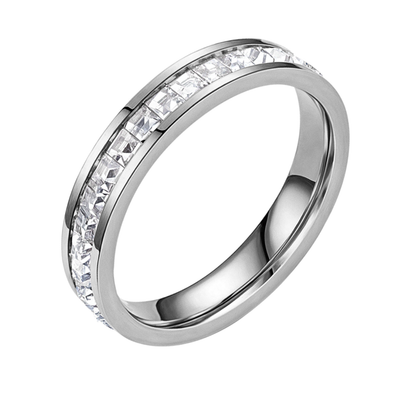 Amelia | Brillante chispa | Anillo de plata