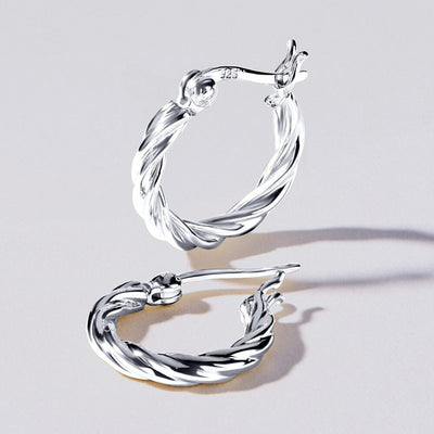 Ruth | Aros texturizados de plata de ley | Pendientes de plata