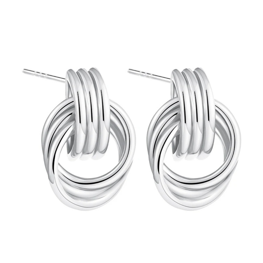 Rachel | Encanto refinado Nudo pulido | Pendientes de plata