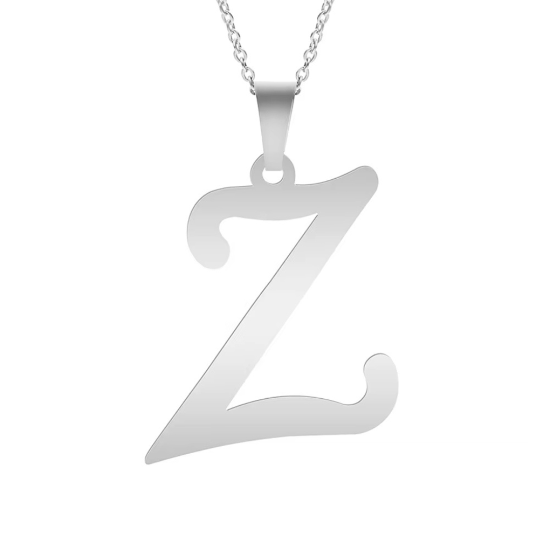 Nova | Collar plateado con letra personalizada y brillo único