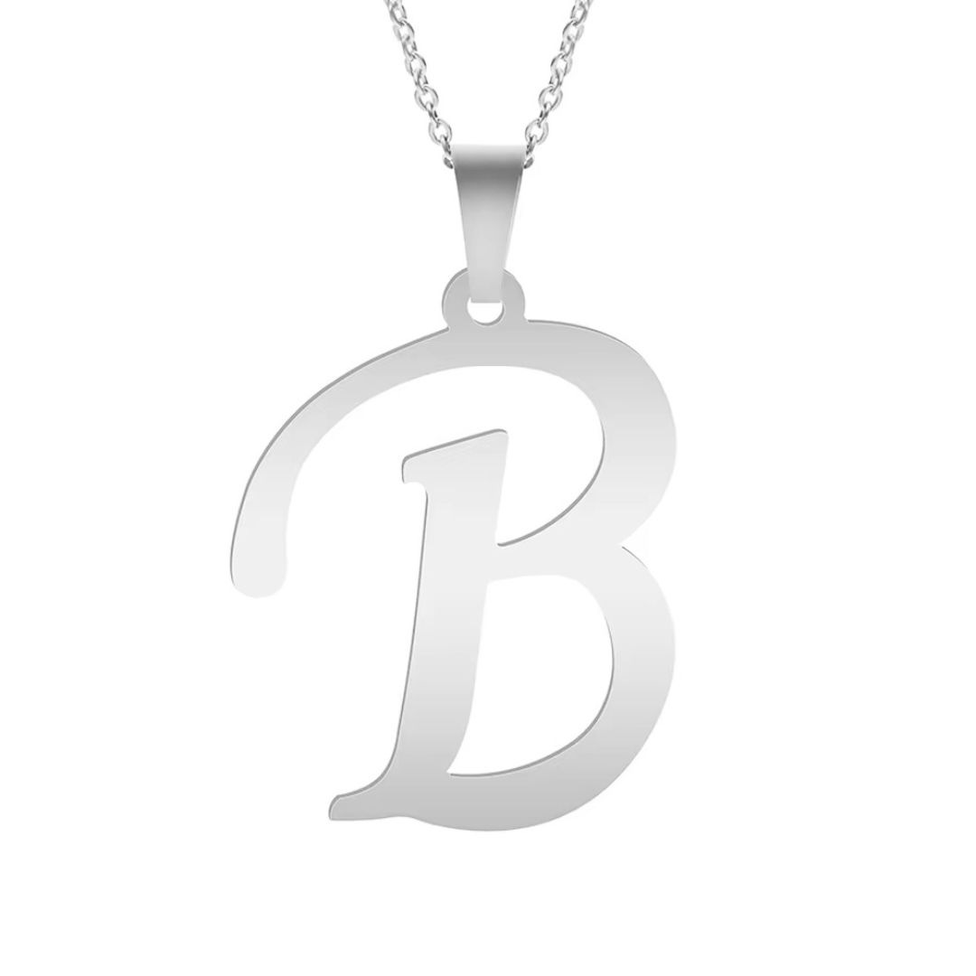 Nova | Collar plateado con letra personalizada y brillo único