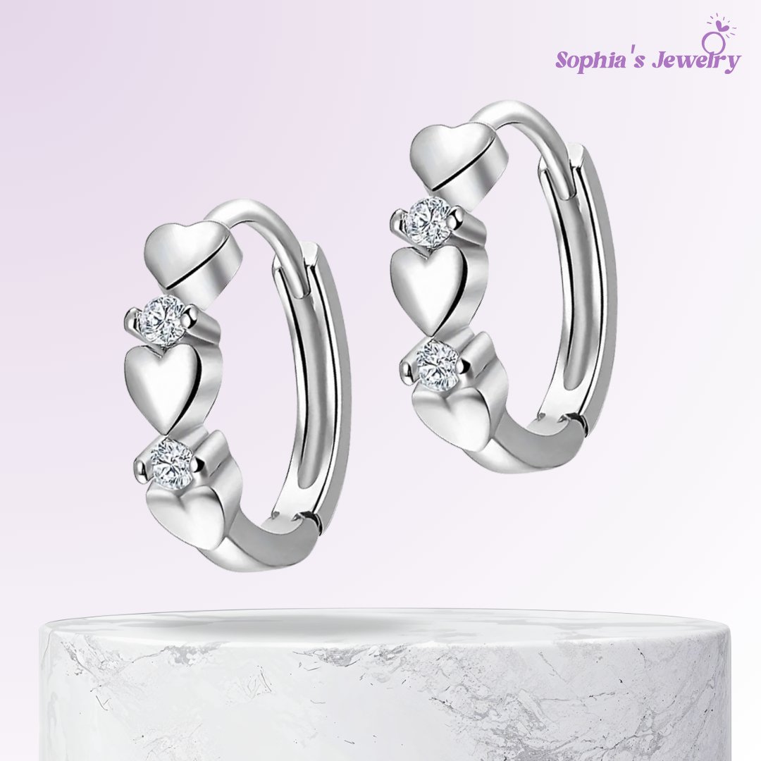 Vikie | Aros elegantes con forma de corazón | Pendientes de plata