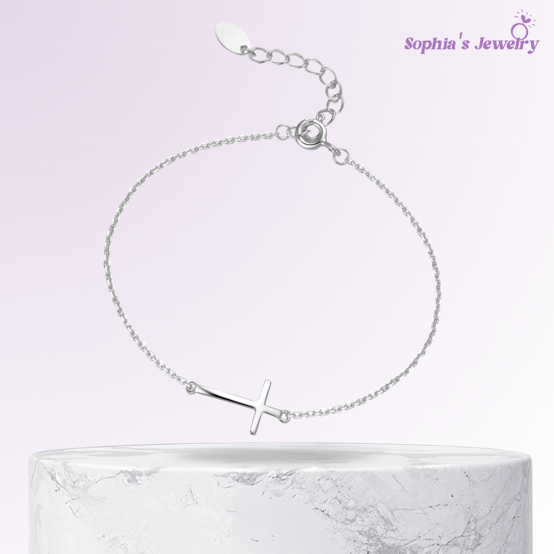 Cecelia | Delicado dije de cruz | Pulsera