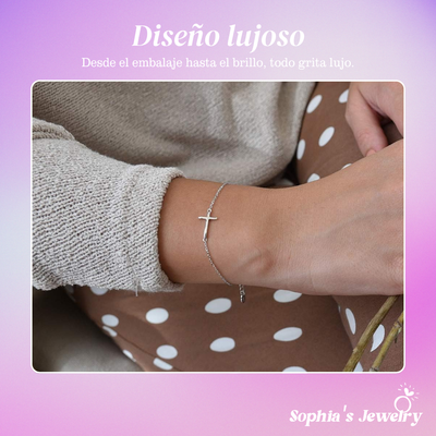 Cecelia | Delicado dije de cruz | Pulsera