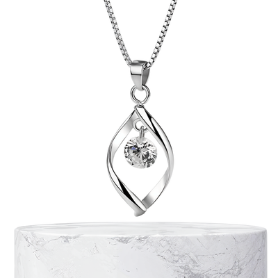 Elara | Piedra de circonita en forma de lágrima | Collar de plata