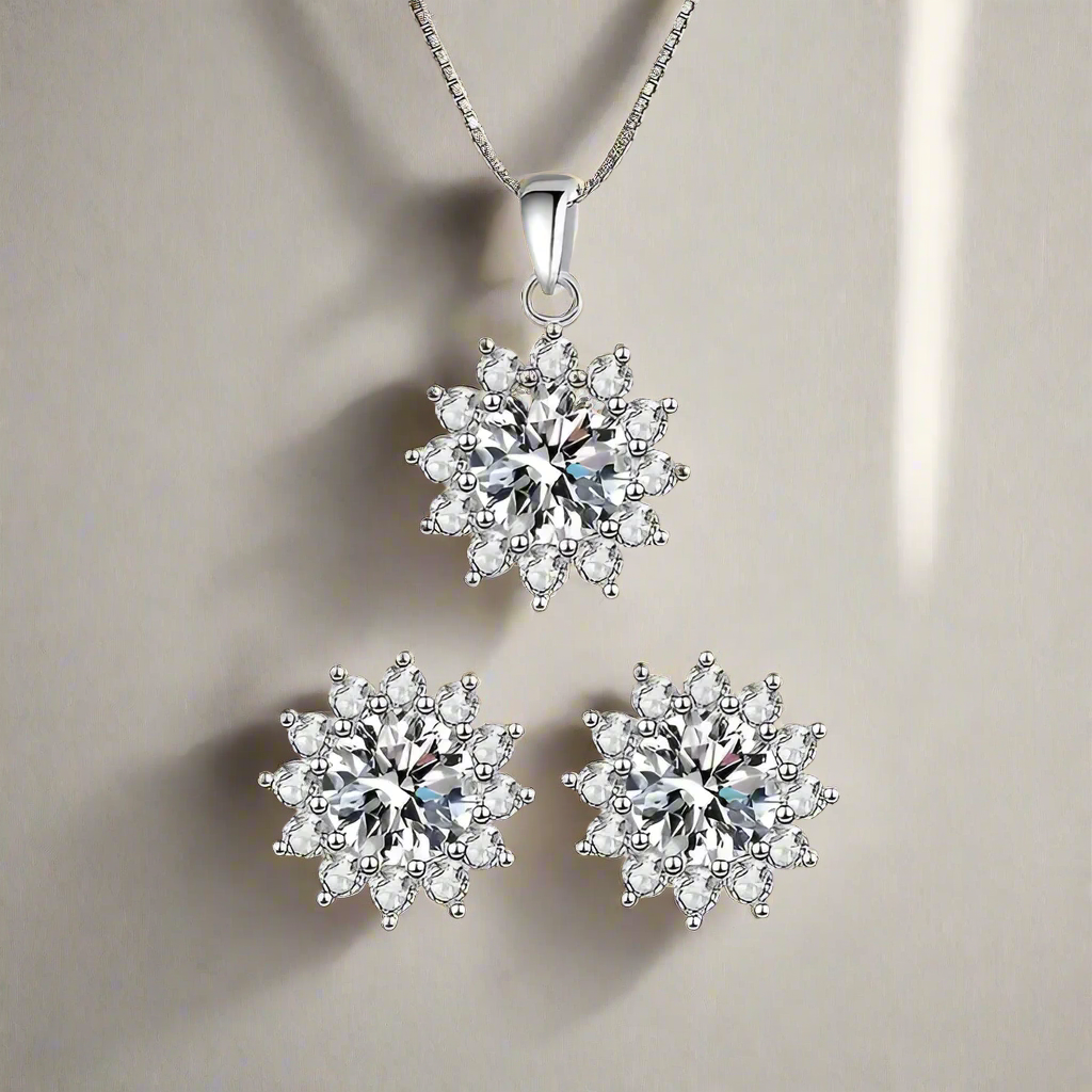 Patricia | Juego de joyería plateada con circonia en forma de flor